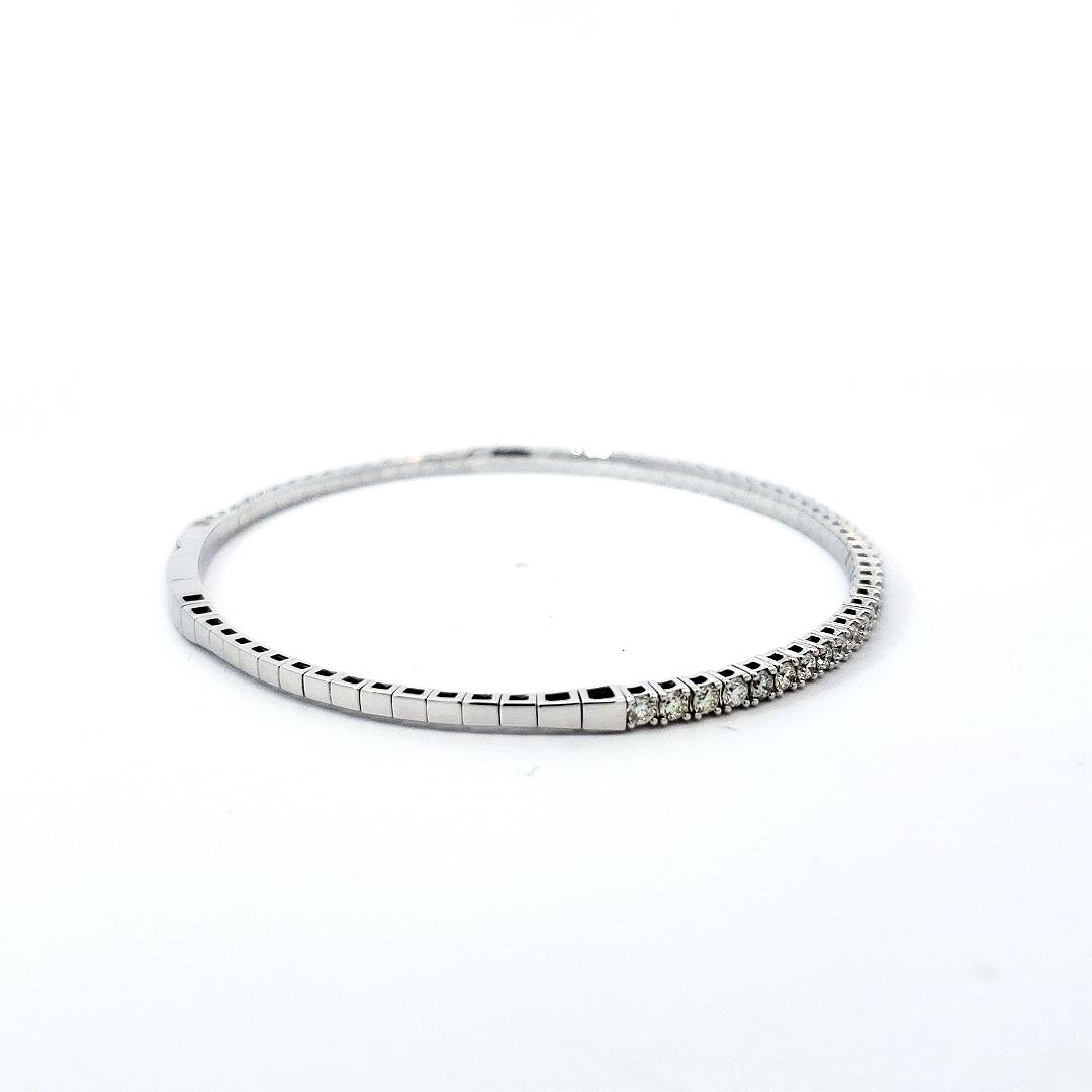 Halfway Flexible Bracelet