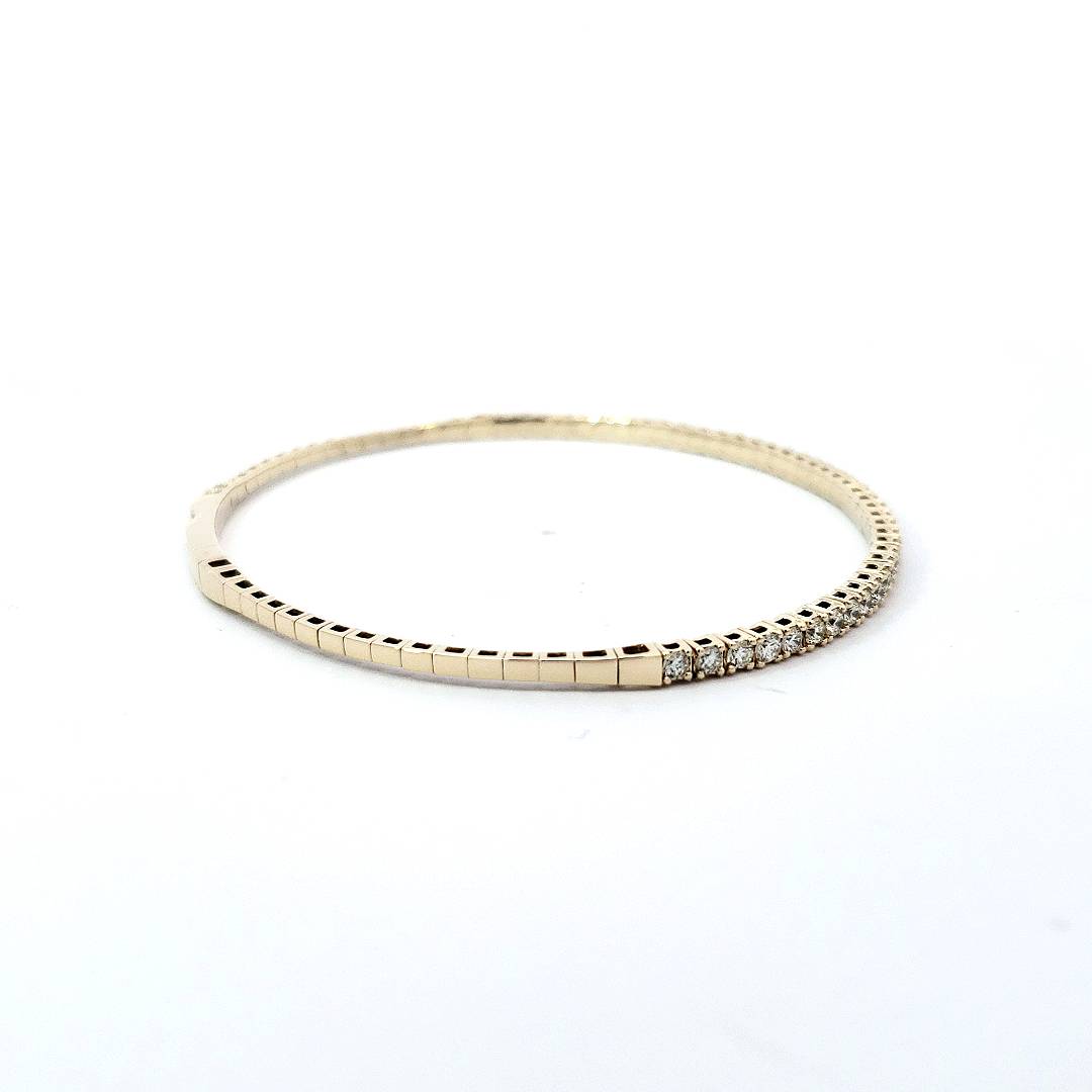 Halfway Flexible Bracelet