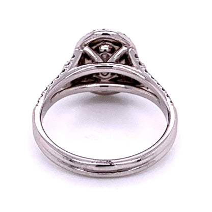 Oval Halo Diamond Engagement Ring in 18K White Gold